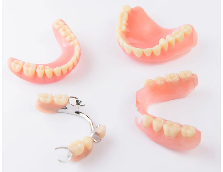 吉祥寺の歯医者、吉祥寺壱番館歯科医院の入れ歯（義歯）